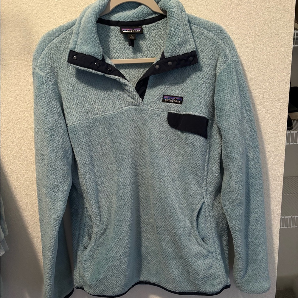 Patagonia Sky Blue Fleece with Black Accents